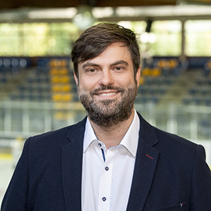 Dr. Florian Dambeck